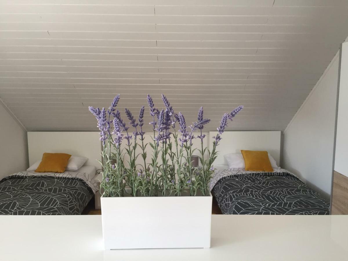 Apartman studio SONAS 3 Karlovac Exterior foto